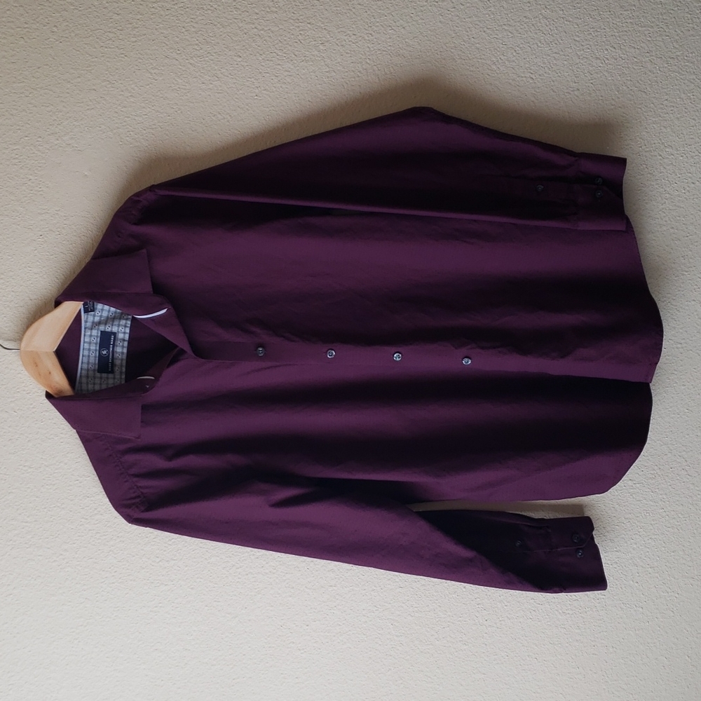 Mens large long sleeve dress shirt maroon